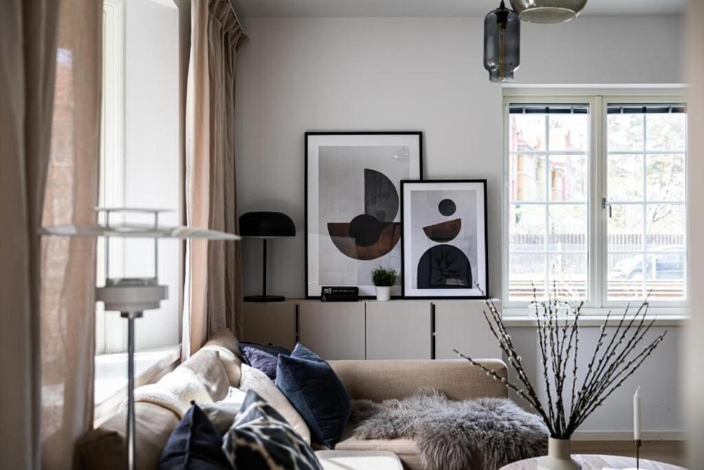 Beautiful And Modern Accommodation Near Stockholm City Eksteriør bilde