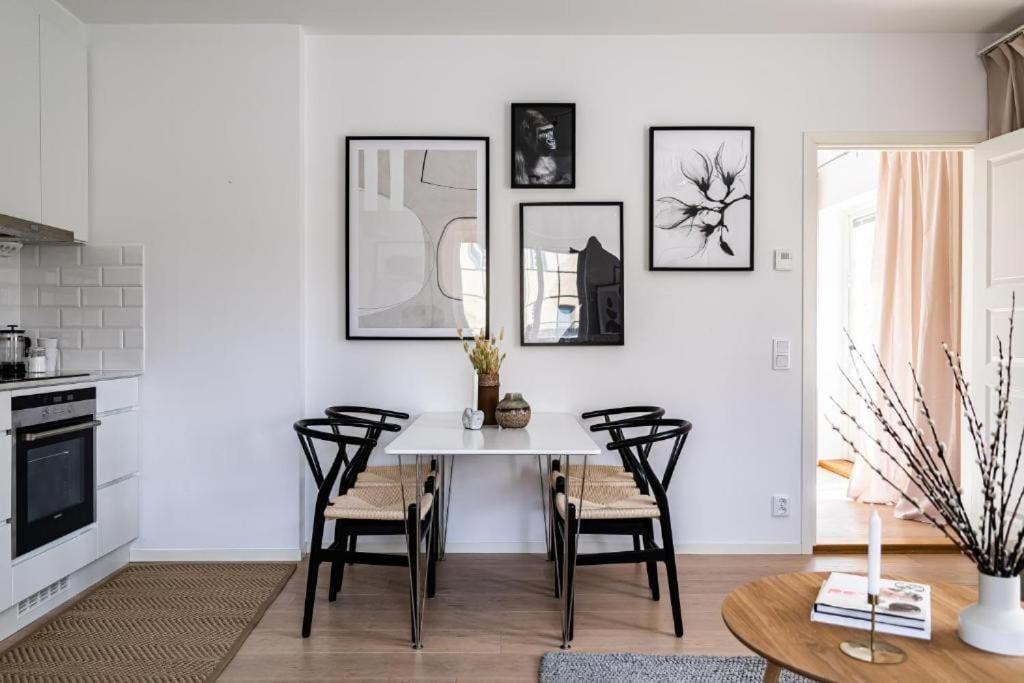 Beautiful And Modern Accommodation Near Stockholm City Eksteriør bilde